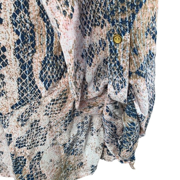 Como Vintage Slinky Snake Print Top 1/2 Button Hip Flare Tab Roll Sleeve Sz XL - Picture 4 of 10